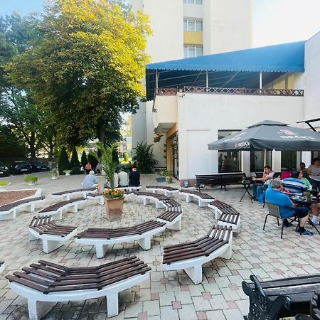 Hotel Silvana บูเซียช ภายนอก รูปภาพ